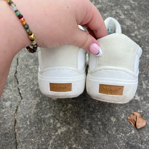 Dr. Scholl's Classic White Lace-Up Shoes - Picture 3 of 6